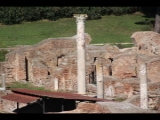 05511 ostia - regio iii - insula x - terme dei sette sapienti - blick ri terme del mitra (i,xvii,2) - ri nordnordosten.jpg